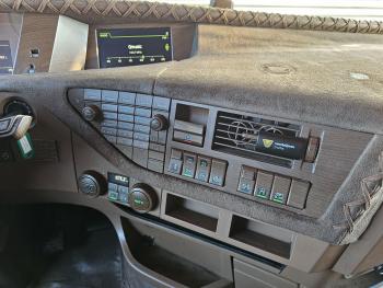 Volvo FH 16 750 6x2  BOOGIE / RETARDER / I PARK COOL